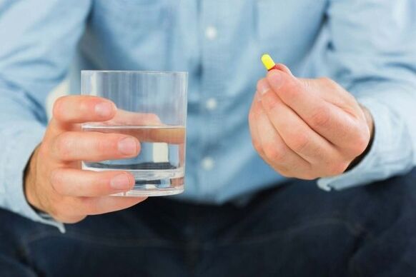 Tomar comprimidos para a hipertensión arterial